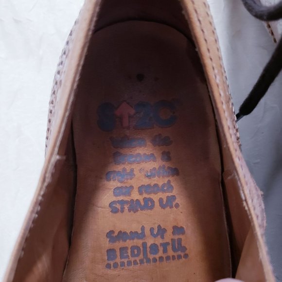 Bed Stu Two-Tone Leather Flats - Picture 8 of 12